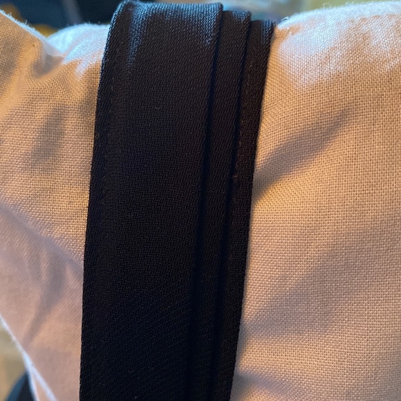 Jones New York Little Black Dress Size 16. Faux Wrap. Fully lined. - Picture 9 of 13